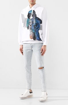 Мужские кожаные кеды oversized ALEXANDER MCQUEEN белого цвета, арт. 604232/WHX98 | Фото 2 (Материал внутренний: Натуральная кожа; Региональные ограничения белый список (Axapta Mercury): RU; Стили: Классический; Материал утеплителя: Без утеплителя; Подошва: Массивная; Длина стельки: 26,0, 26,6, 27,3, 27,6, 28,0, 28,3, 28,7, 29,0, 29,3, 29,6, 30,0, 30,3, 26,3, 27,0)