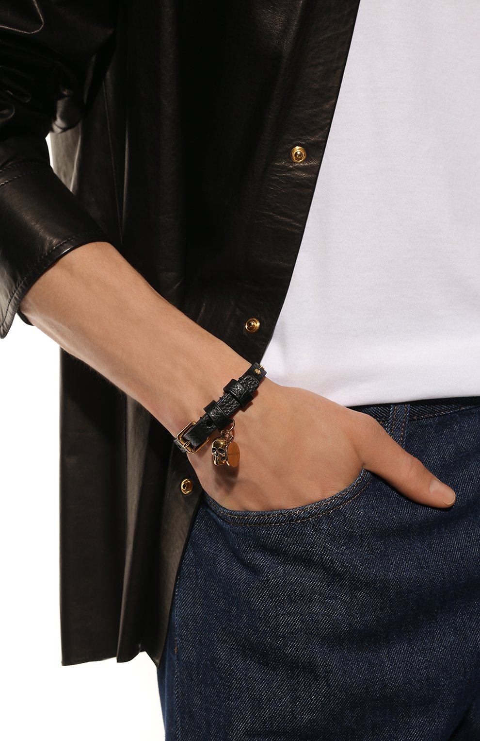Мужской кожаный браслет ALEXANDER MCQUEEN черного цвета, арт. 554467/1AC9T | Фото 2 (Материал: Кожа; Статус проверки: Проверена категория)