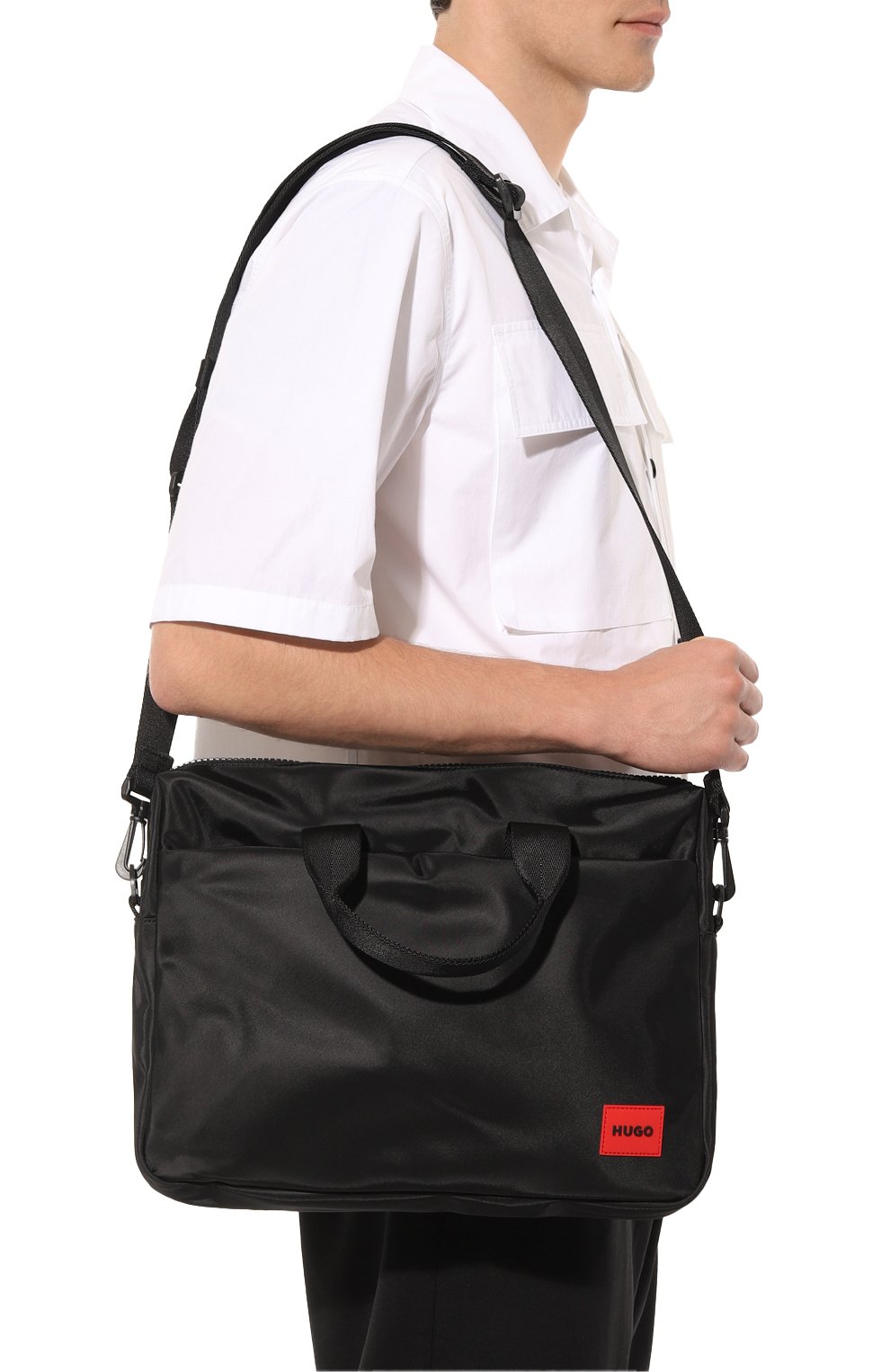 Мужская текстильная сумка для ноутбука HUGO черного цвета, ар т. 50491765 | Фото 2 (Материал сплава: Проставлено; Ремень/цепочка: На ремешке; Драгоценные камни: Проставлено; Размер: large)