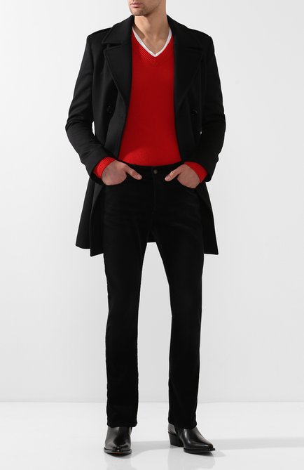 Мужской кашемировый пуловер TOM FORD красного цвета, арт. BRK78/TFK100 | Фото 2 (Материал внешний: Шерсть, Кашемир; Рукава: Длинные; Длина (для топов): Стандартные; Принт: Без принта; Мужское Кросс-КТ: Пуловеры; Вырез: V-образный)