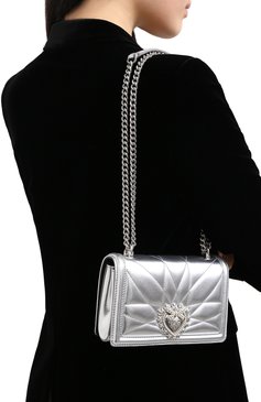 Женская сумка devotion mini DOLCE & GABBANA серебряного цвета, арт. BB6880/AK772 | Фото 2 (Женское Кросс-КТ: Вечерняя сумка; Сумки-технические: Сумки через плечо; Материал: Натуральная кожа; Размер: mini; Ремень/цепочка: На ремешке)