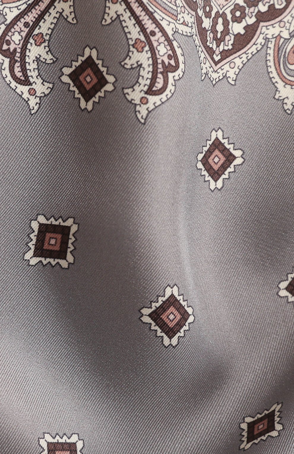 Мужской шелковый платок BRIONI серого цвета, арт. 071D00/P942C | Фото 2 (Материал: Текстиль, Шелк; Региональные ограничения белый список (Axapta Mercury): RU)