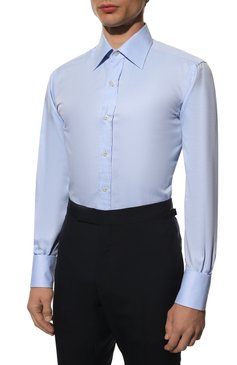 Мужская хлопковая сорочка TOM FORD голубого цвета, арт. QFT192/94C1JE | Фото 3 (Манжеты: На пуговицах; Воротник: Кент; Рукава: Длинные; Рубашки М: Regular Fit; Длина (для топов): Стандартные; Материал внешний: Хлопок; Стили: Классический; Случай: Формальный; Принт: Однотонные)