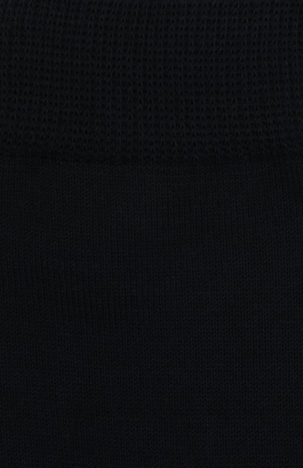 Детские хлопковые носки FALKE темно-синего цвета, арт. 10669 | Фото 2 (Материал: Текстиль, Хлопок; Статус проверки: Проверено, Проверена категория; Кросс-КТ: Школьные аксессуары, Носки; Региональные ограничения белый список (Axapta Mercury): RU)