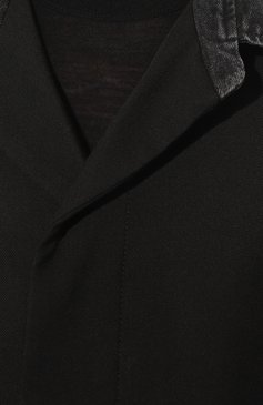 Мужской плащ DIESEL черного цвета, арт. A08493/0BJAE | Фото 5 (Мужское Кросс-КТ: Плащ-верхняя одежда; Материал внешний: Шерсть, Синтетический материал; Рукава: Длинные; Стили: Гранж; Материал сплава: Проставлено; Длина (верхняя одежда): Длинные; Драгоценные камни: Проставлено; Материал подклада: Вискоза)