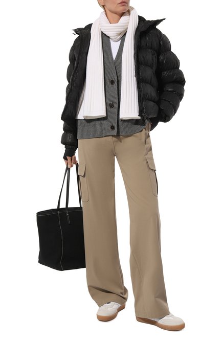Женский утепленная куртка BOGNER FIRE+ICE черного цвета, арт. 34738567 | Фото 2 (Рукава: Длинные; Драгоценные камни: Проставлено; Длина (верхняя одежда): Короткие; Материал внешний: Синтетический материал; Материал подклада: Синтетический материал; Материал сплава: Проставлено)