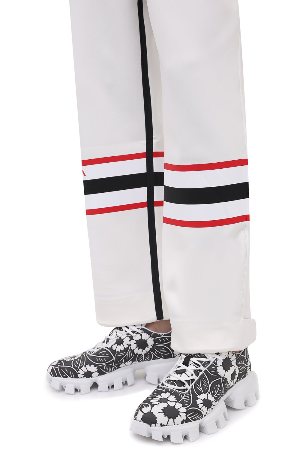 Мужские кроссовки PRADA серого цвета, арт. 2EG404-3LKO-F0967 | Фото 3 (Материал внешний: Текстиль; Стили: Классический; Материал утеплителя: Без утеплителя)