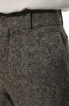 Женские брюки из шерсти и шелка CHLOÉ темно-серого цвета, арт. CHC21WPA12065 | Фото 5 (Длина (брюки, джинсы): Удлиненные; Материал внешний: Шерсть, Шелк; Стили: Гламурный; Женское Кросс-КТ: Брюки-одежда; Силуэт Ж (брюки и джинсы): Расклешенные; Материал подклада: Хлопок)