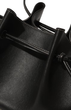 Женский сумка mochi YUZEFI черного цвета, арт. YUZIC0-HB-M0-00 | Фото 3 (Сумки-технические: Сумки-шопперы; Материал: Натуральная кожа; Материал сплава: Проставлено; Размер: mini; Драгоценные камни: Проставлено)