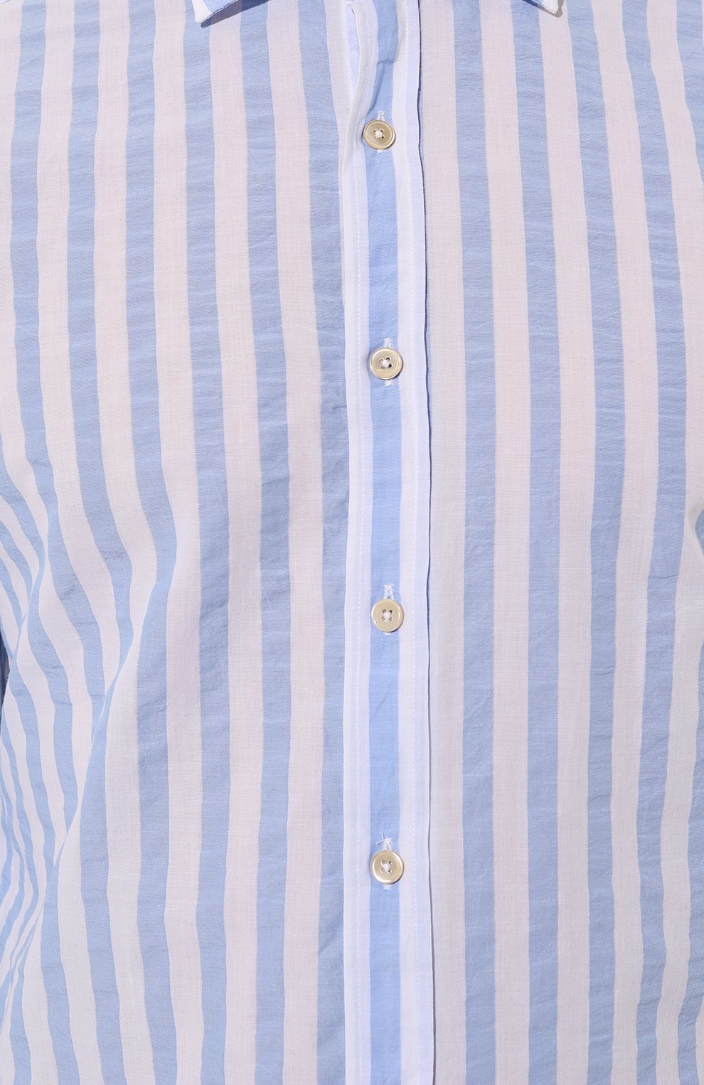 Мужская хлопковая рубашка ANDREA CAMPAGNA голубого цвета, арт. NEW REGENT/C7093 | Фото 5 (Манжеты: На пуговицах; Рукава: Длинные; Рубашки М: Regular Fit; Воротник: Акула; Случай: Повседневный; Принт: Полоска; Длина (для топов): Стандартные; Мате риал сплава: Проставлено; Материал внешний: Хлопок; Драгоценные камни: Проставлено; Стили: Кэжуэл)