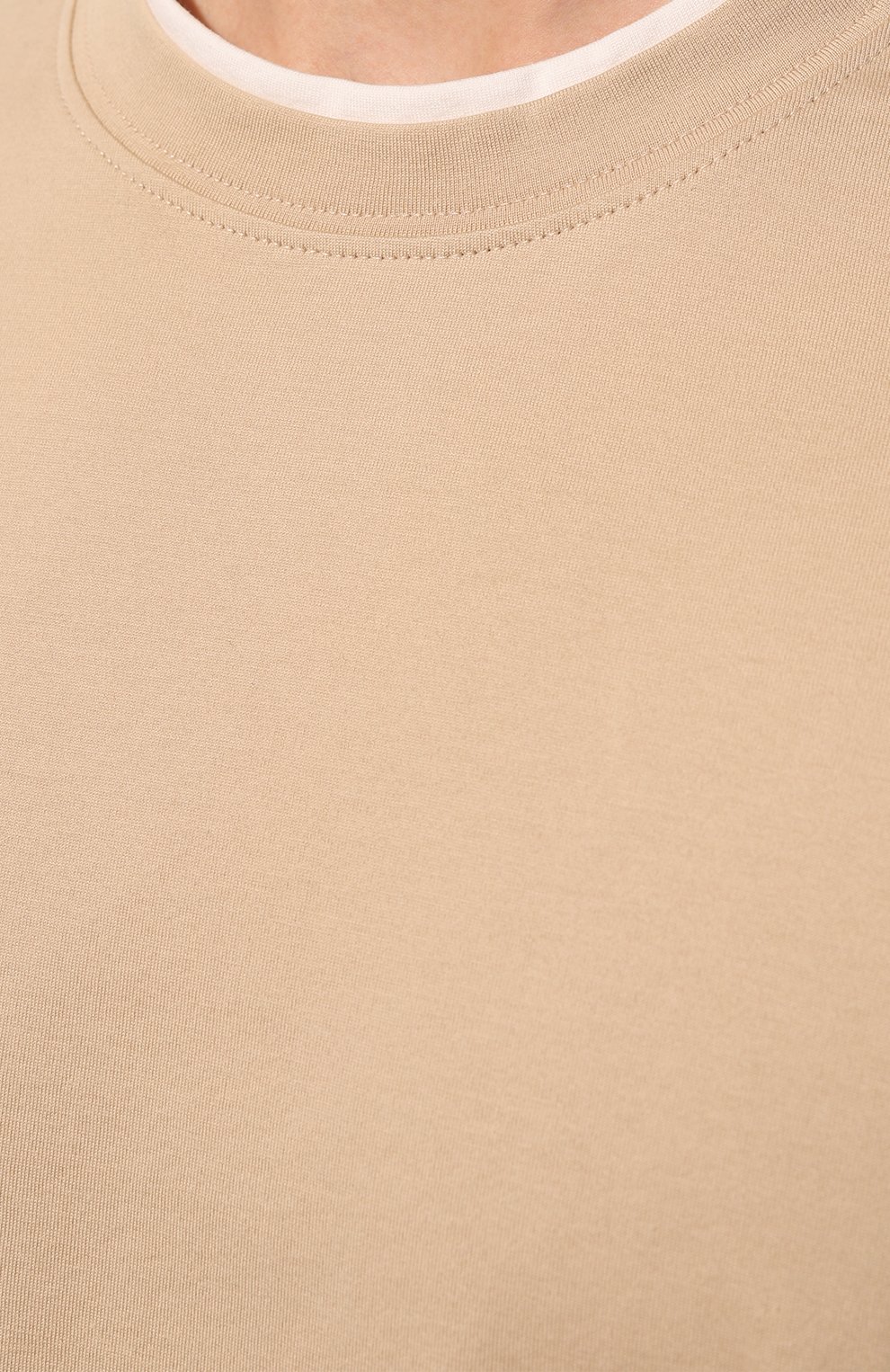 Мужская хлопковая футболка BRUNELLO CUCINELLI бежевого цвета, арт. M0T617427 | Фото 5 (Принт: Без принта; Рукава: Короткие; Длина (для топов): Стандартные; Материал внешний: Хлопок; Стили: Кэжуэл)