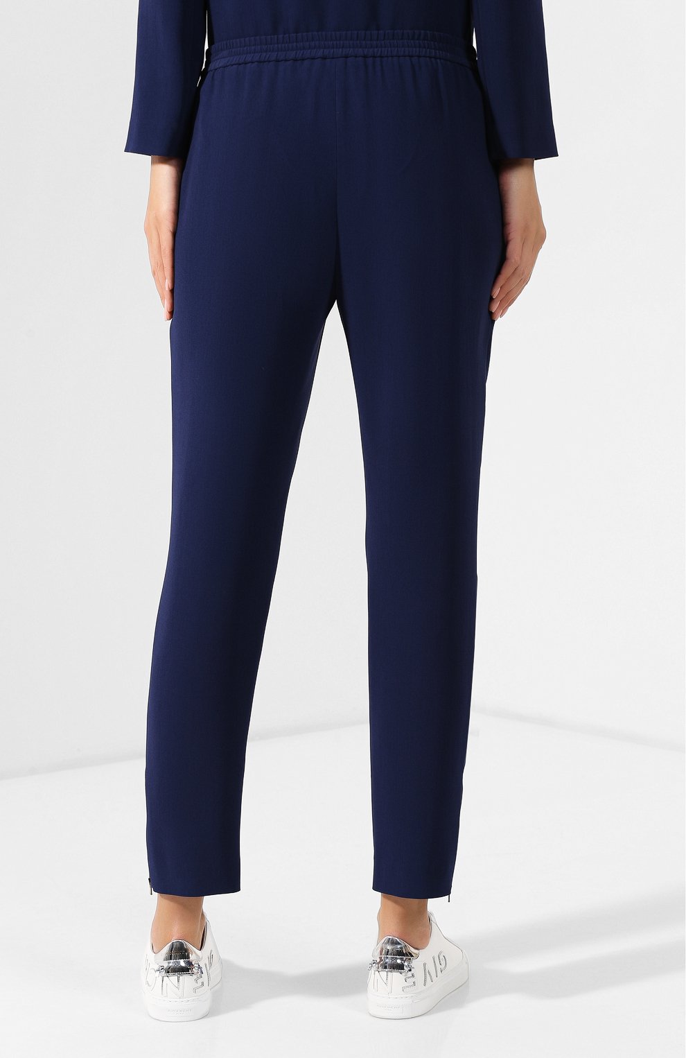 Женские брюки STELLA MCCARTNEY темно-синего цвета, арт. 358300/SCA06 | Фото 4 (Женское Кросс-КТ: Брюки-одежда; Материал внешний: Синтетический материал, Вискоза; Статус проверки: Проверено, Проверена категория; Длина (брюки, джинсы): Укороченные)