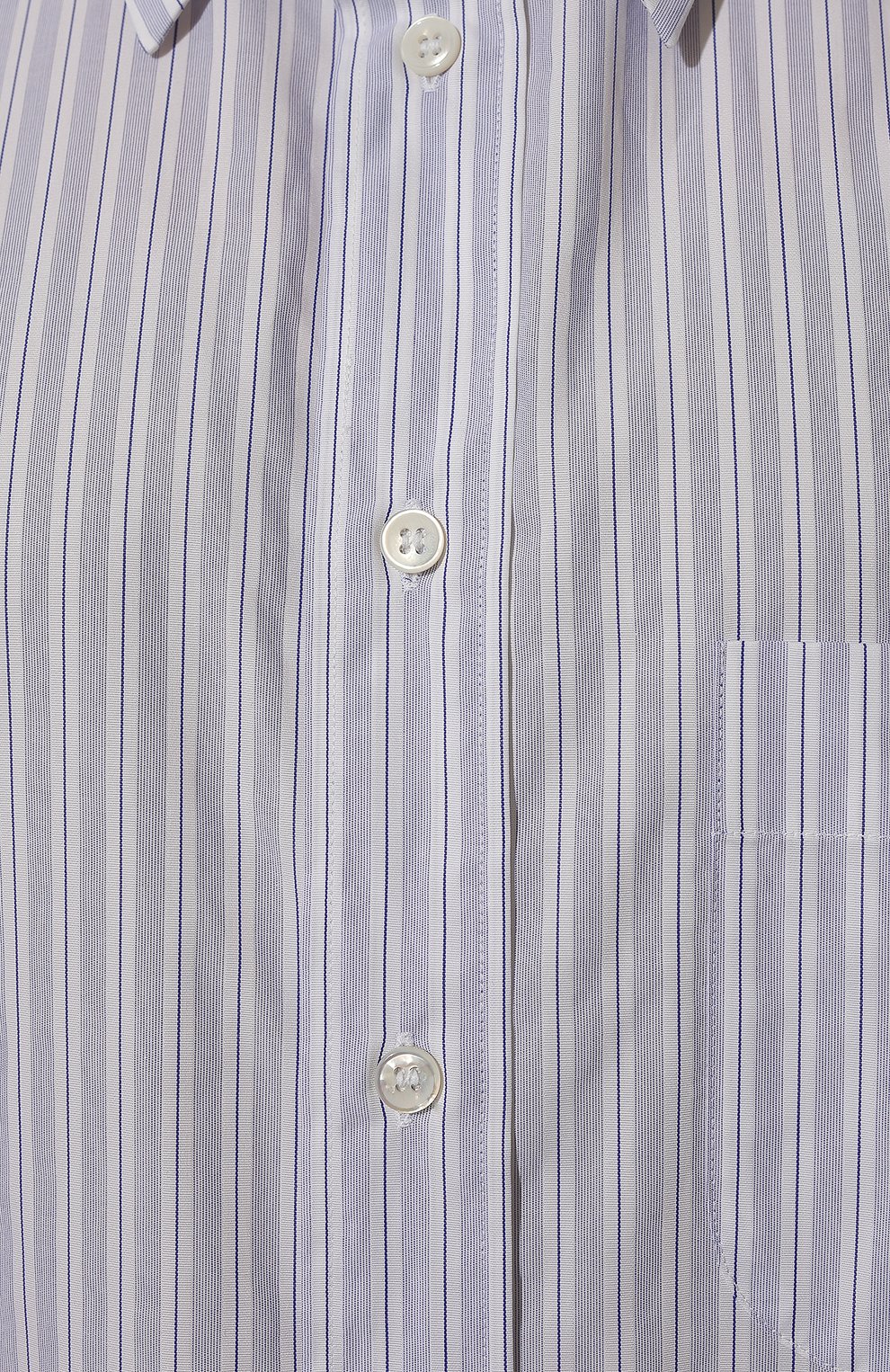 Женская хлопковая рубашка MAISON MARGIELA голубого цвета, арт. SI0DL0001/S52651 | Фото 5 (Рукава: Длинные; Женское Кросс-КТ: Рубашка-одежда; Принт: С принтом; Длина (для топов): Удлиненные; Материал внешний: Хлопок; Стили: Минимализм)