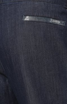 Мужские джинсы прямого кроя ZILLI синего цвета, арт. MCQ-00021-DELU1/R002/66-68 | Фото 5 (Силуэт М (брюки): Прямые; Материал внешний: Шелк, Кашемир, Хлопок, Деним, Вискоза; Big photo: Big photo; Кросс-КТ: Деним; Длина (брюки, джинсы): Стандартные; Материал сплава: Проставлено, Проверено; Статус проверки: Проверено, Проверена категория; Драгоценные камни: Проставлено)