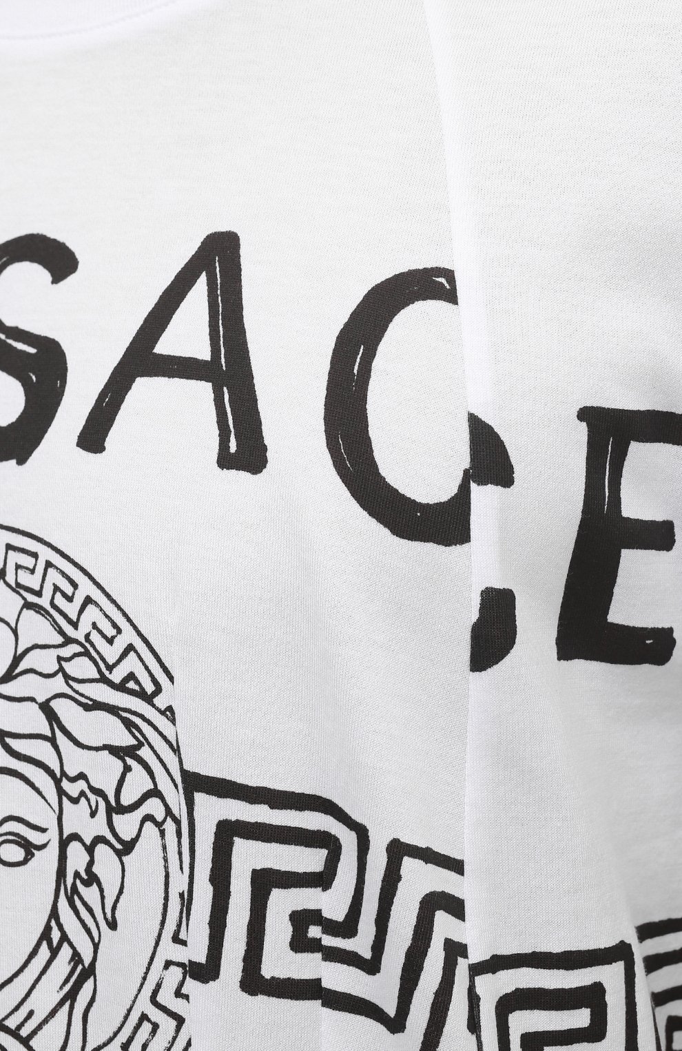 Мужская хлопковая футболка VERSACE белого цвета, арт. A86893/A228806 | Фото 5 (Рукава: Короткие; Длина (для топов): Стандартные; Принт: С принтом; Материал сплава: Проставлено; Материал внешний: Хлопок; Драгоценные камни: Проставлено; Стили: Кэжуэл)