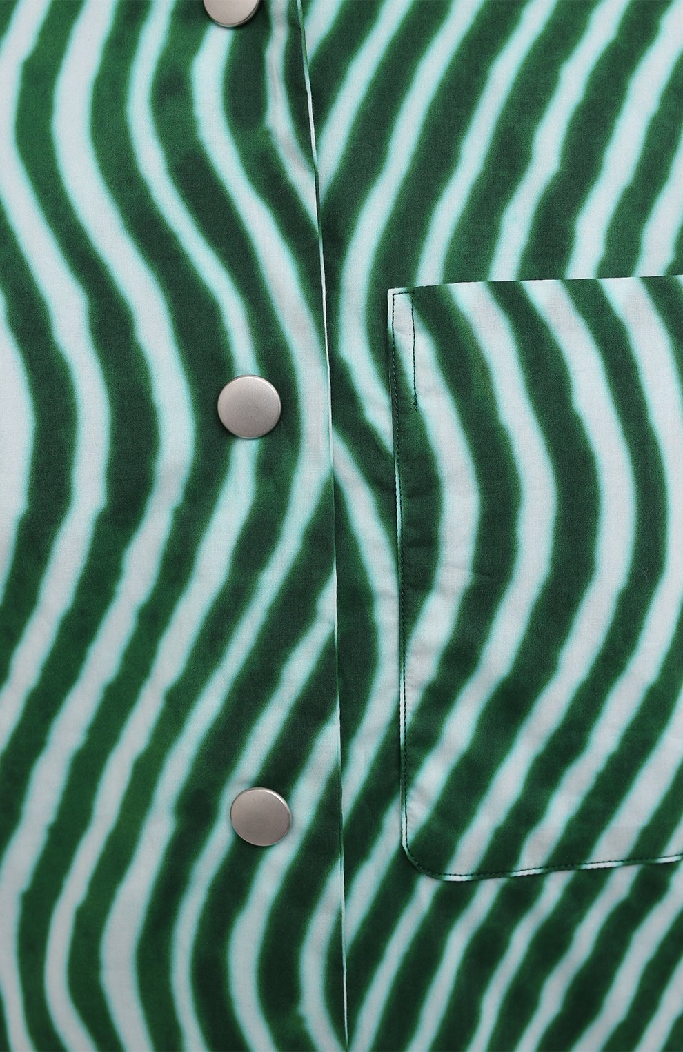 Женская хлопковая рубашка DRIES VAN NOTEN зеленого цвета, арт. 211-30731-2009 | Фото 5 (Рукава: Длинные; Женское Кросс-КТ: Рубашка-одежда; Принт: С принтом; Длина (для топов): Удлиненные; Региональные ограничения белый список (Axapta Mercury): RU; Материал внешний: Хлопок; Материал подклада: Хлопок; Стили: Кэжуэл)