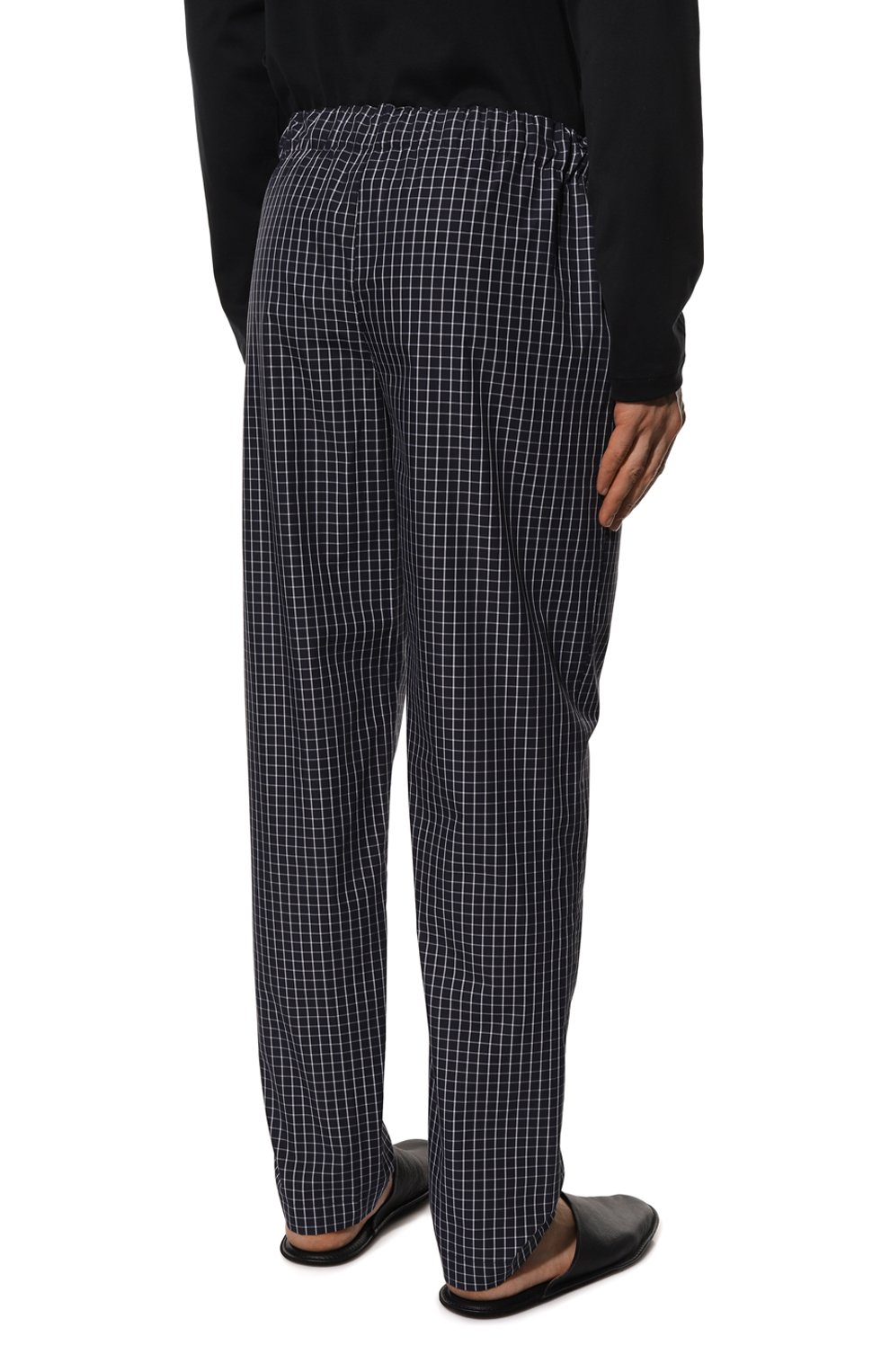 Мужские хлопковые домашние брюки HANRO черно-белого цвета, арт. 075436. | Фото 4 (Длина (брюки, джинсы): Стандартные; Кросс-КТ: домашняя одежда; Материал внешний: Хлопок)