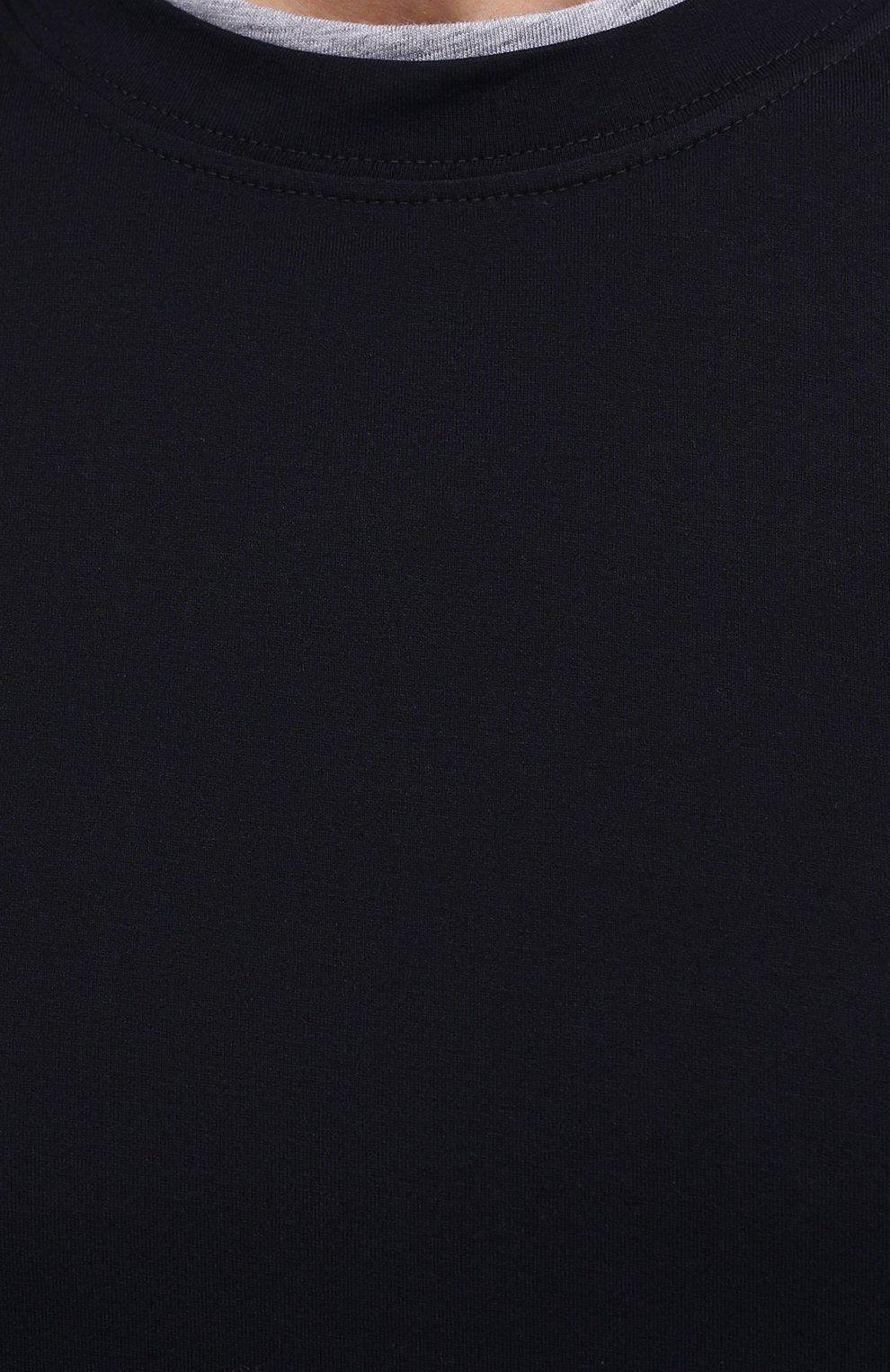 Мужская хлопковая футболка BRUNELLO CUCINELLI темно-синего цвета, арт. M0T617427 | Фото 5 (Принт: Без принта; Рукава: Короткие; Длина (для топов): Стандартные; Материал внешний: Хлопок; Размерность: Маломерит; Стили: Кэжуэл)