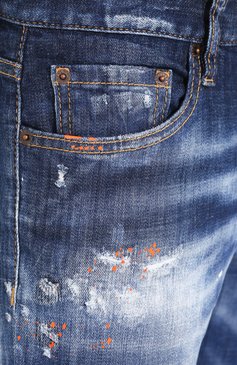 Мужские джинсы DSQUARED2 синего цвета, арт. S74LB0688/S30342 | Фото 5 (Силуэт М (брюки): Узкие; Кросс-КТ: Деним; Длина (брюки, джинсы): Стандартные; Материал внешний: Хлопок; Детали: Потертости)