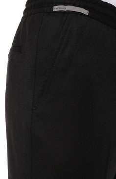 Мужские шерстяные брюки CORNELIANI черного цвета, арт. 924L25-3818111 | Фото 5 (Материал внешний: Шерсть; Длина (брюки, джинсы): Стандартные; Случай: Повседневный; Материал сплава: Проставлено; Драгоценные камни: Проставлено; Стили: Кэжуэл)