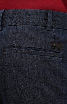 Мужские джинсы BRIONI темно-синего цвета, арт. SPNZ0L/P9D13/NEW SUNSET/CCR0 | Фото 5 (Силуэт М (брюки): Прямые; Материал внешний: Шелк, Хлопок, Деним; Кросс-КТ: Деним; Длина (брюки, джинсы): Стандартные; Материал сплава: Проставлено; Драгоценные камни: Проставлено; Стили: Кэжуэл)
