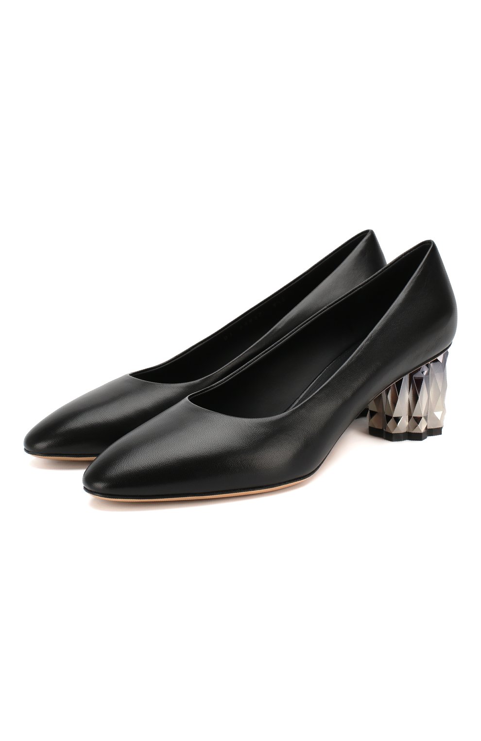 Женские черные кожаные туфли SALVATORE FERRAGAMO купить в интернет ...