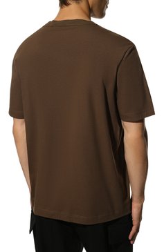Мужская хлопковая футболка BOSS ORANGE коричневого цвета, арт. 50473278 | Фото 4 (Принт: Без принта; Рукава: Короткие; Длина (для топов): Стандартные; Материал внешний: Хлопок; Стили: Кэжуэл)