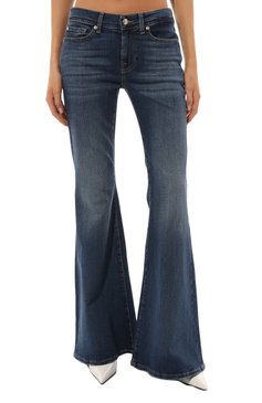Женские джинсы 7 FOR ALL MANKIND синего цвета, арт. JSKL44A0NT | Фото 3 (Длина (брюки, джинсы): Удлиненные; Кросс-КТ: Деним; Региональные ограничения белый список (Axapta Mercury): Не проставлено; Материал сплава: Проставлено; Нос: Не проставлено; Силуэт Ж (брюки и джинсы): Расклешенные; Материал внешний: Хлопок, Деним; Драгоценные камни: Проставлено; Стили: Кэжуэл)