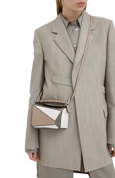 Женская сумка puzzle mini LOEWE зеленого цвета, арт. A510U95X19 | Фото 5 (Сумки-технические: Сумки через плечо, Сумки top-handle; Материал: Натуральная кожа; Размер: mini; Ремень/цепочка: На ремешке)