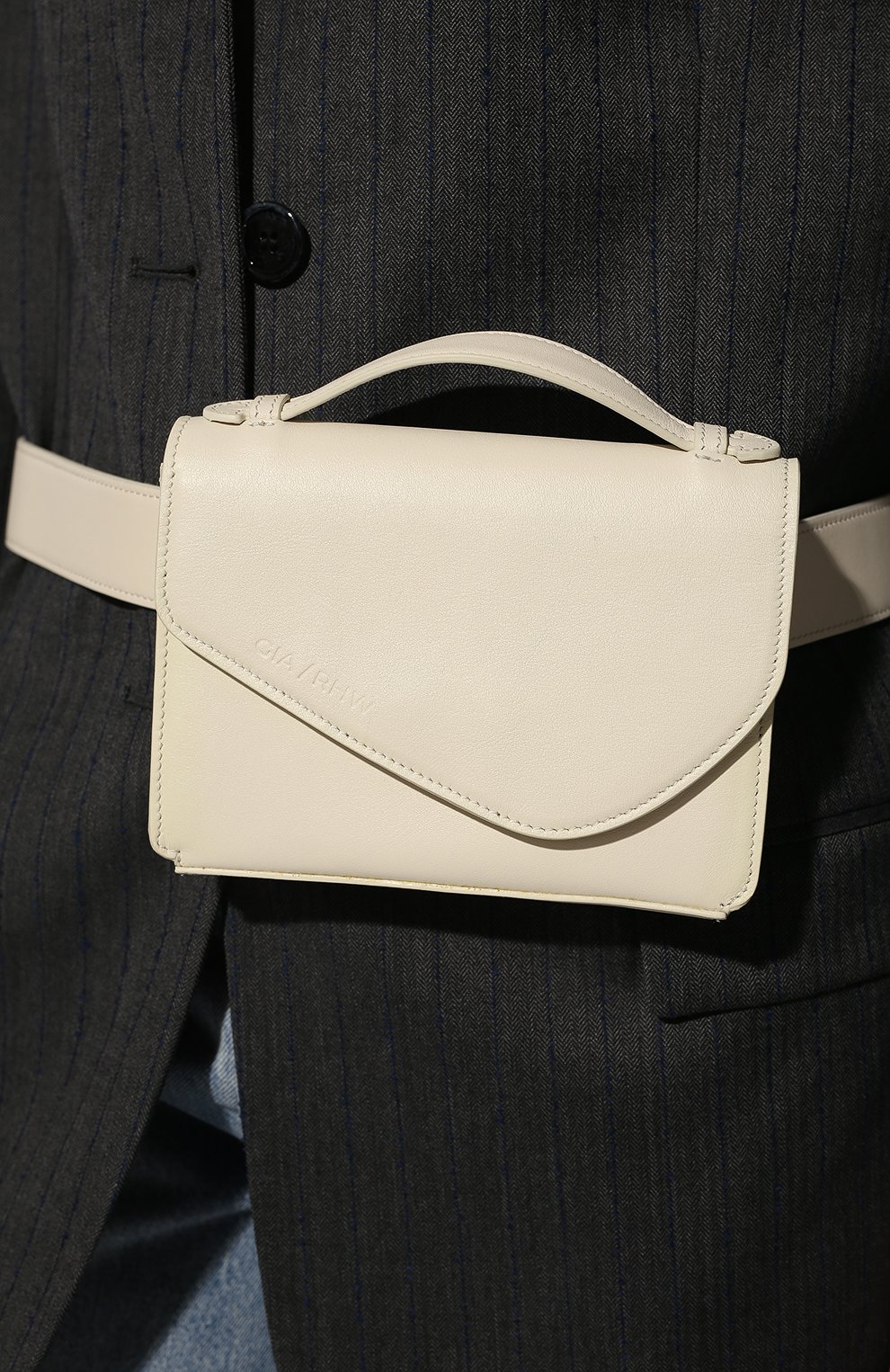 Женская поясная сумка GIABORGHINI кремвого цвета, арт. BELT-BAG | Фото 2 (Материал: Натуральная кожа; Размер: mini; Стили: Кэжуэл)