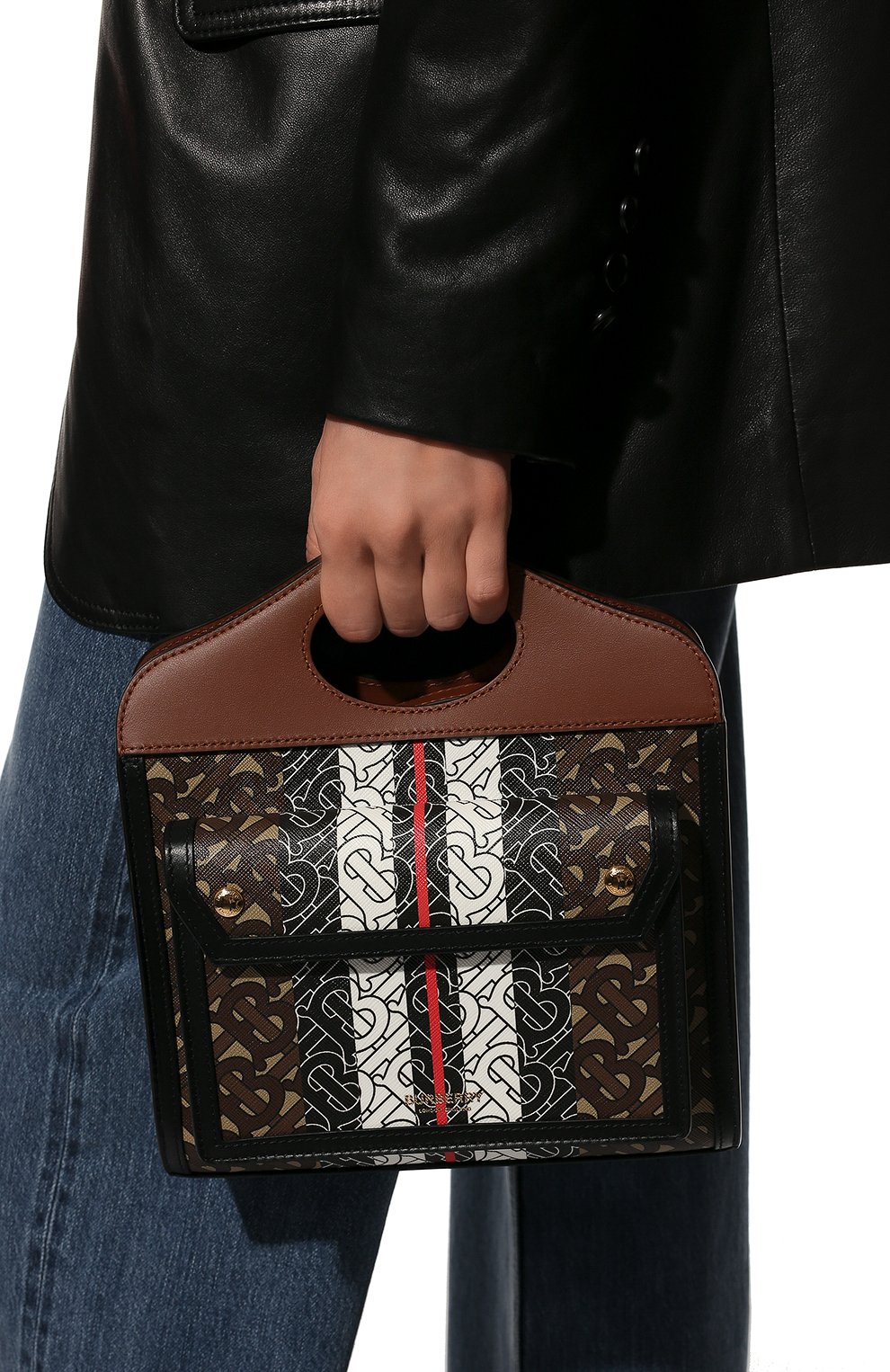 Женская сумка pocket mini BURBERRY коричневого цвета, арт. 8019365 | Фото 6 (Сумки-технические: Сумки через плечо, Сумки top-handle; Размер: mini; Ремень/цепочка: На ремешке; Материал: Экокожа)