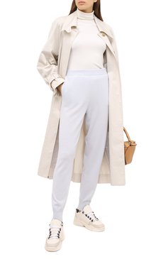 Женские кашемировые джоггеры JIL SANDER голубого цвета, арт. JSPR754015-WRY10008 | Фото 2 (Материал внешний: Шерсть, Кашемир; Длина (брюки, джинсы): Стандартные; Женское Кросс-КТ: Брюки-одежда, Джоггеры - брюки; Силуэт Ж (брюки и джинсы): Джоггеры; Кросс-КТ: Трикотаж; Стили: Минимализм)