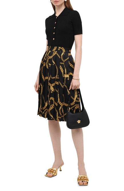 Женские кожаные мюли medusa chain VERSACE золотого цвета, арт. DST563H/DNA32 | Фото 2 (Материал внутренний: Натуральная кожа; Материал внешний: Кожа; Каблук высота: Средний; Подошва: Плоская; Каблук тип: Шпилька; Региональные ограничения белый список (Axapta Mercury): RU)