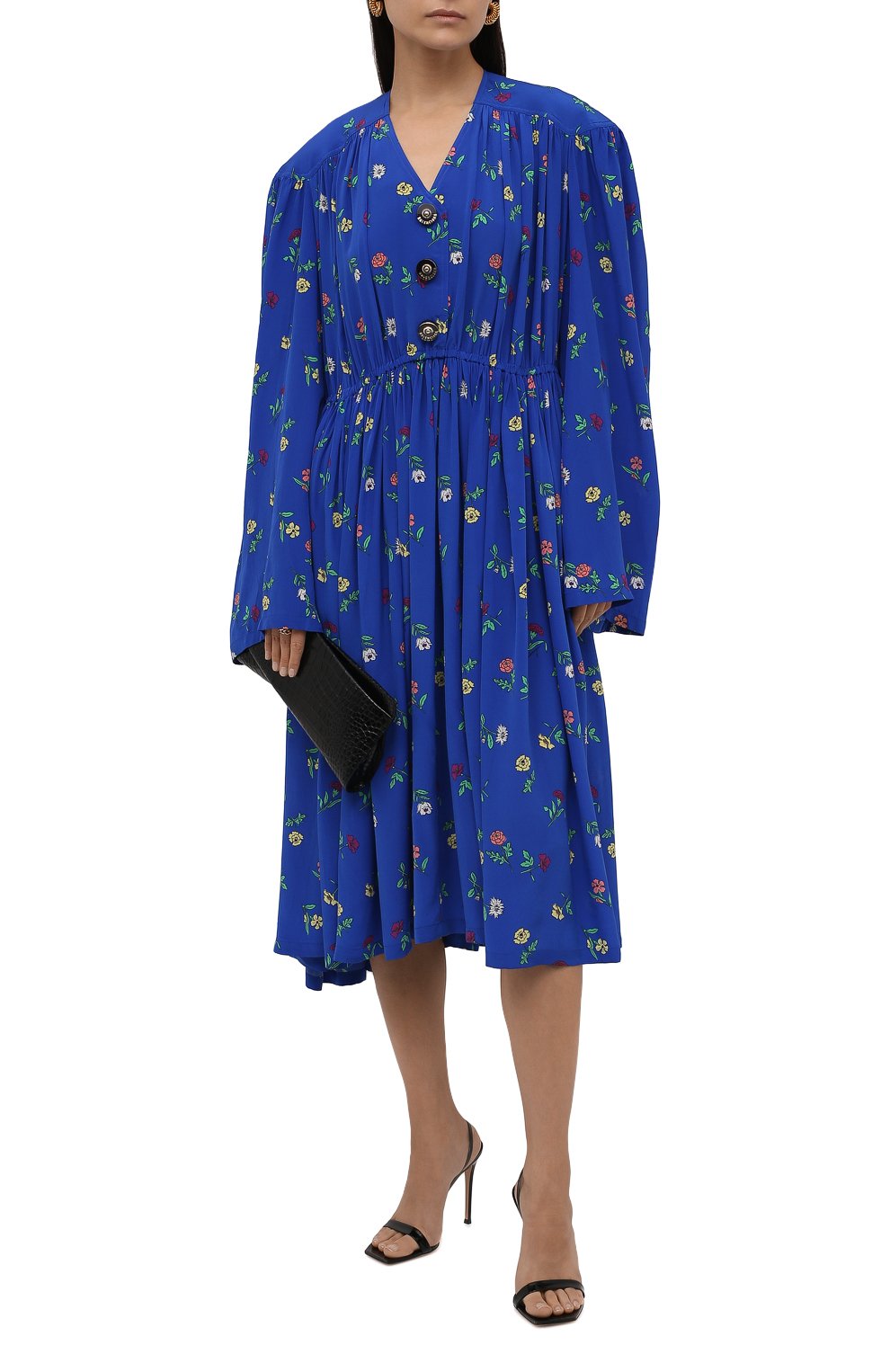 Женское шелковое платье BALENCIAGA синего цвета, арт. 675385/TLLA6 | Фото 2 (Материал внешний: Шелк; Рукава: Длинные; Стили: Гламурный; Случай: Повседневный; Длина Ж (юбки, платья, шорты): Миди; Женское Кросс-КТ: Платье-одежда)