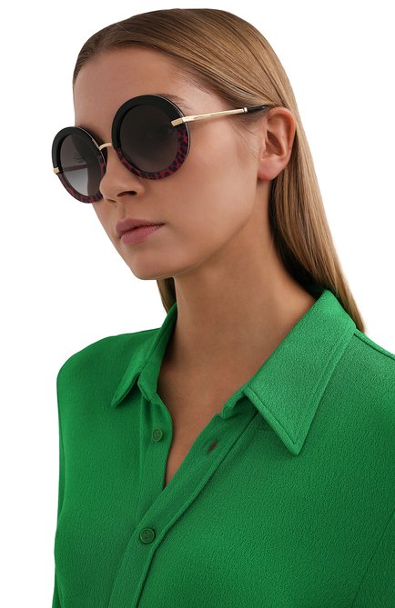Женские солнцезащитные очки DOLCE & GABBANA розового цвета, арт. 4393-33198G | Фото 2 (Тип очков: С/з; Оптика Гендер: оптика-женское; Очки форма: Круглые)