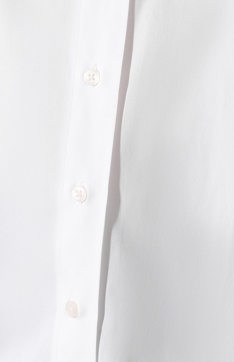 Женская хлопковая рубашка TOTEME белого цвета, арт. CAPRI 193-708-709 | Фото 5 (Рукава: Длинные; Принт: Без принта; Женское Кросс-КТ: Рубашка-одежда; Длина (для топов): Удлиненные; Материал сплава: Проставлено; Материал внешний: Хлопок; Драгоценные камни: Проставлено)