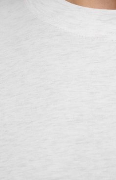 Мужская хлопковая футболка BRUNELLO CUCINELLI светло-серого цвета, арт. M0T611308 | Фото 5 (Принт: Без принта; Рукава: Короткие; Длина (для топов): Стандартные; Материал сплава: Проставлено; Материал внешний: Хлопок; Драгоценные камни: Проставлено; Размерность: Маломерит; Стили: Кэжуэл)