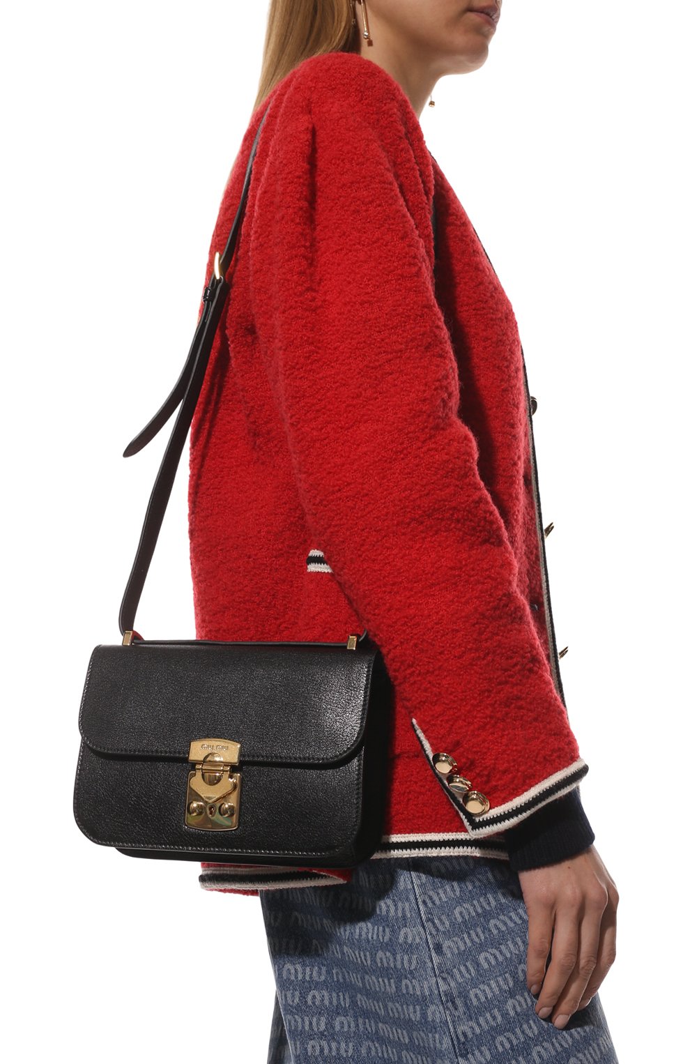Женская сумка MIU MIU черного цвета, арт. 5BD230-2AJB-F0002-OOO | Фото 2 (Сумки-технические: Сумки через плечо; Материал: Натуральная кожа; Ремень/цепочка: На ремешке; Размер: small)