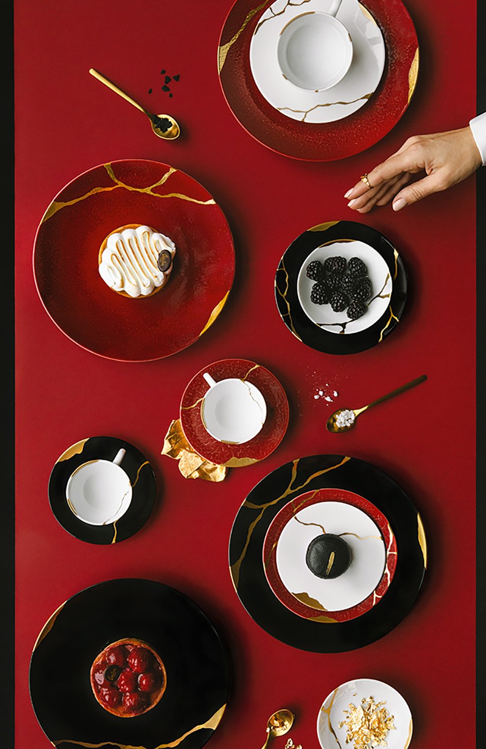 Чайная чашка с блюдцем kintsugi charbon BERNARDAUD черного цвета, арт. 1976/91 | Фото 3 (Ограничения доставки: fragile-2)