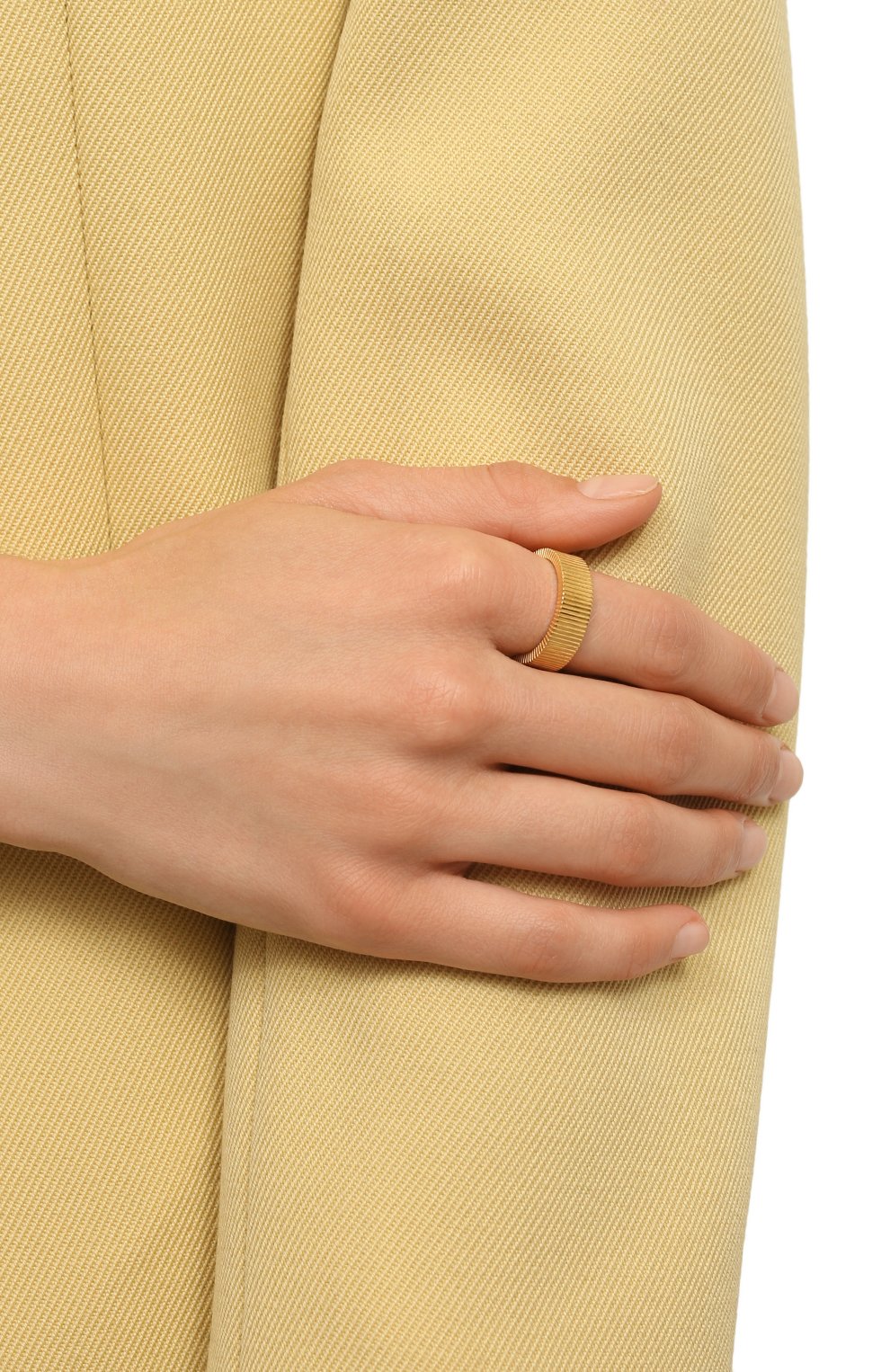Женское кольцо ribs 10.GRAN золотого цвета, арт. 4R21SG | Фото 2 (Региональные ограничения белый список (Axapta Mercury): Не проставлено; Нос: Не проставлено)