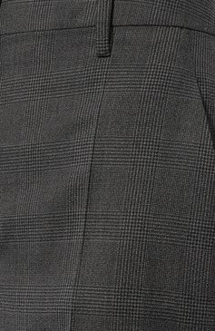 Женские брюки из шерсти и шелка PRADA серого цвета, арт. P288D-1UWJ-F0031-202 | Фото 5 (Материал внешний: Шерсть; Длина (брюки, джинсы): Стандартные; Женское Кросс-КТ: Брюки-одежда; Материал сплава: Проставлено; Силуэт Ж (брюки и джинсы): Расклешенные; Драгоценные камни: Проставлено; Стили: Кэжуэл)