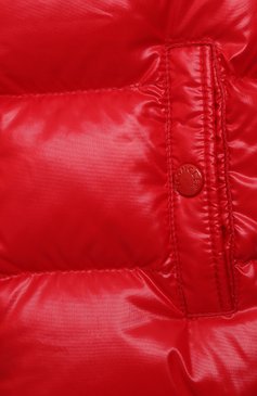 Детского комплект из куртки и комбинезона MONCLER красного цвета, арт. G2-951-1F517-20-68950 | Фото 6 (Рукава: Длинные; Кросс-КТ НВ: Верхняя одежда-одежда, Утепленные; Материал внешний: Синтетический материал; Материал утеплителя: Пух и перо; Материал подклада: Хлопок)
