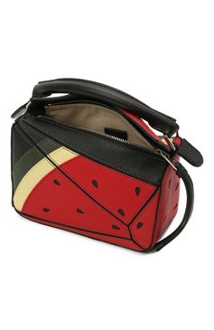 Женская сумка puzzle mini LOEWE красного цвета, арт. A510U95X38 | Фото 4 (Сумки-технические: Сумки через плечо, Сумки top-handle; Материал: Натуральная кожа; Размер: mini; Ремень/цепочка: На ремешке)