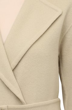 Женское шерстяное пальто VINCE бежевого цвета, арт. V688691298 | Фото 5 (Материал внешний: Шерсть; Рукава: Длинные; Длина (верхняя одежда): До колена; Региональные ограничения белый список (Axapta Mercury): RU; 1-2-бортные: Однобортные; Стили: Кэжуэл)