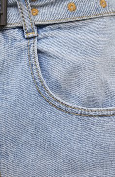 Женские джинсы MAISON MARGIELA голубого цвета, арт. S51LA0123/S30617 | Фото 5 (Кросс-КТ: Деним; Длина (брюки, джинсы): Стандартные; Стили: Гранж; Материал внешний: Хлопок, Деним)