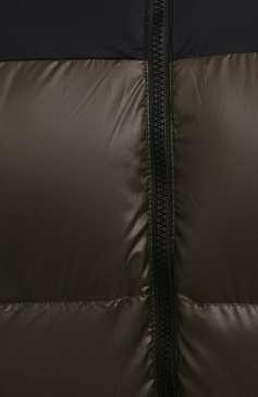 Мужская пуховая куртка rlx RALPH LAUREN хаки цвета, арт. 784846746 | Фото 5 (Кросс-КТ: Куртка; Мужское Кросс-КТ: пуховик-короткий; Рукава: Длинные; Длина (верхняя одежда): До середины бедра; Материал внешний: Синтетический материал; Региональные ограничения белый список (Axapta Mercury): RU; Материал сплава: Проставлено; Нос: Не проставлено; Стили: Милитари, Кэжуэл; Материал подклада: Синтетический материал; Драгоценные камни: Проставлено; Материал утеплителя: Пух и перо)