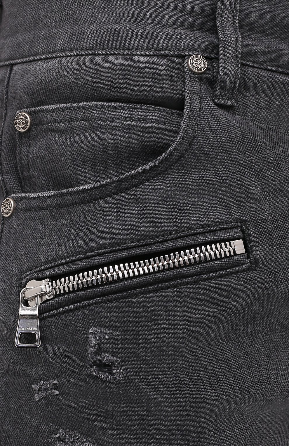 Мужские джинсы BALMAIN серого цвета, арт. UH15419/Z039 | Фото 6 (Силуэт М (брюки): Узкие; Кросс-КТ: Деним; Длина (брюки, джинсы): Стандартные; Стили: Панк; Материал внешний: Хлопок, Деним; Детали: Потертости)