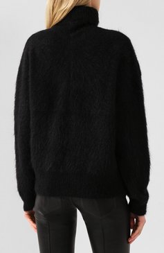 Женский свитер GIORGIO ARMANI черного цвета, арт. 6GAM14/AM37Z | Фото 4 (Женское Кросс-КТ: Свитер-одежда; Материал внешний: Шерсть; Рукава: Длинные; Длина (для топов): Стандартные; Материал сплава: Проставлено; Драгоценные камни: Проставлено; Стили: Минимализм, Кэжуэл; Статус проверки: Проверена категория)