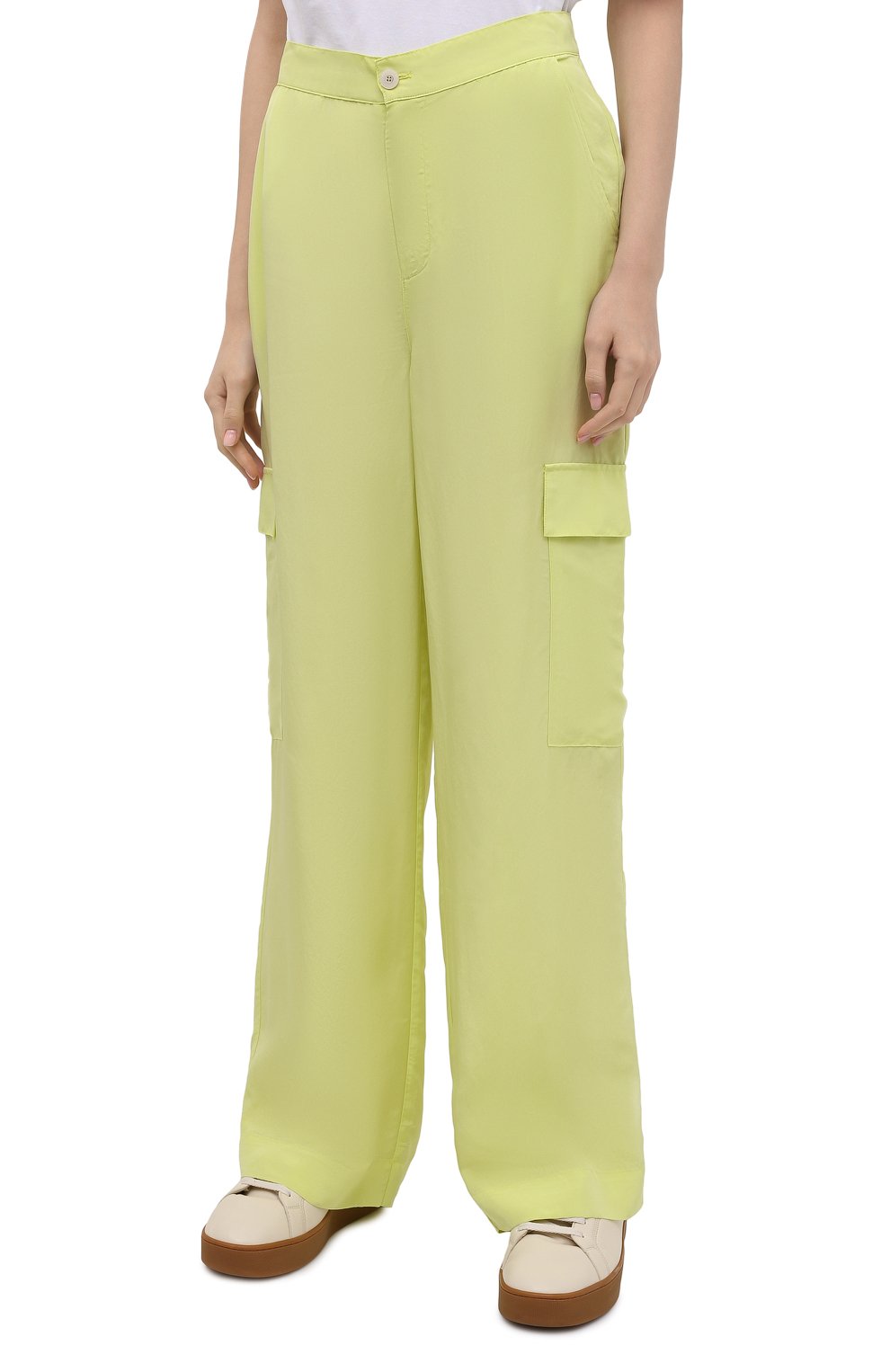 Женские брюки из вискозы 5PREVIEW светло-зеленого цвета, арт. 5PW21103 | Фото 3 (Материал внешний: Купро, Вискоза, Растительное волокно; Длина (брюки, джинсы): Стандартные; Женское Кросс-КТ: Брюки-одежда; Силуэт Ж (брюки и джинсы): Прямые; Региональные ограничения белый список (Axapta Mercury): RU; Материал сплава: Проставлено; Стили: Спорт-шик; Драгоценные камни: Проставлено)