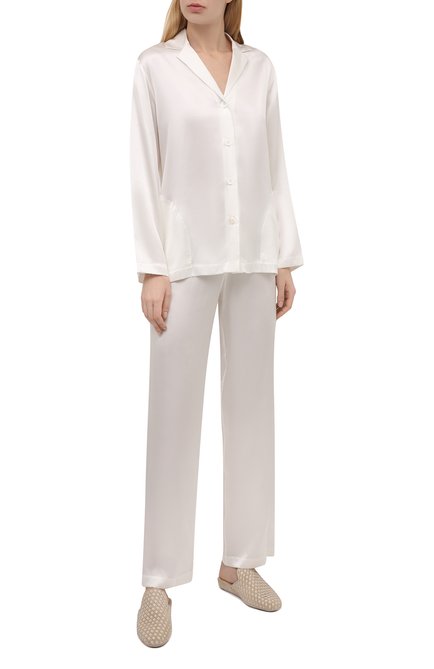 Женская шелковая пижама LA PERLA кремвого цвета, арт. 0020288 | Фото 1 (Материал внешний: Шелк; Региональные ограничения белый список (Axapta Mercury): RU; Материал сплава: Проставлено; Нос: Не проставлено)
